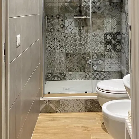 Dimora Del Papa * Rome