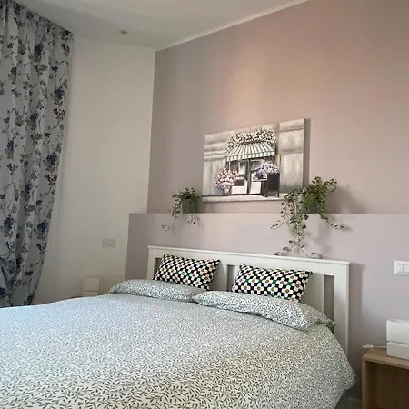 Dimora Del Papa Apartment